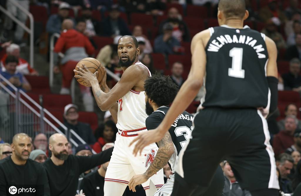 又崩盘了!火箭陷入死循环 杜兰特末节仅4分